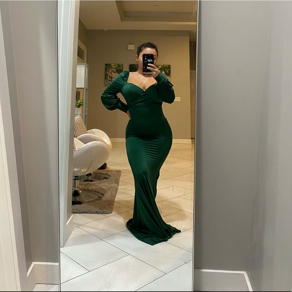 Fashion Nova Sweet and Sleek Maxi Dress